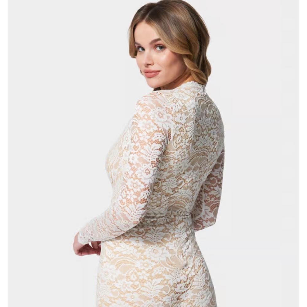 Xtaren jumpsuit scallop lace
